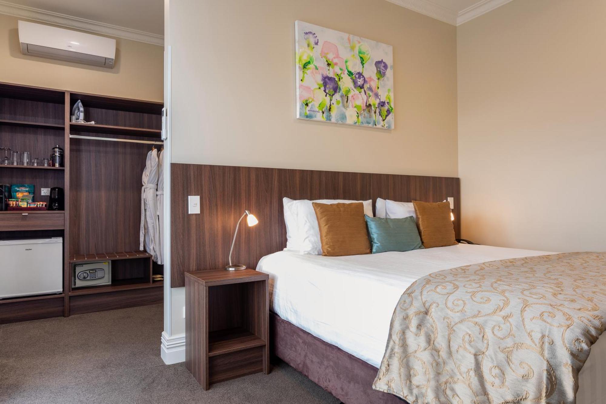 Tuakau Hotel Luaran gambar