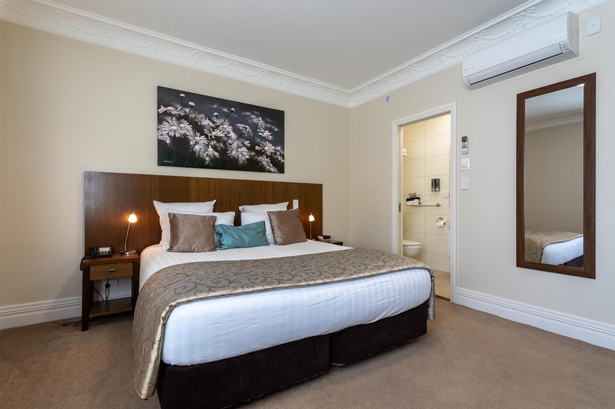 Tuakau Hotel Luaran gambar
