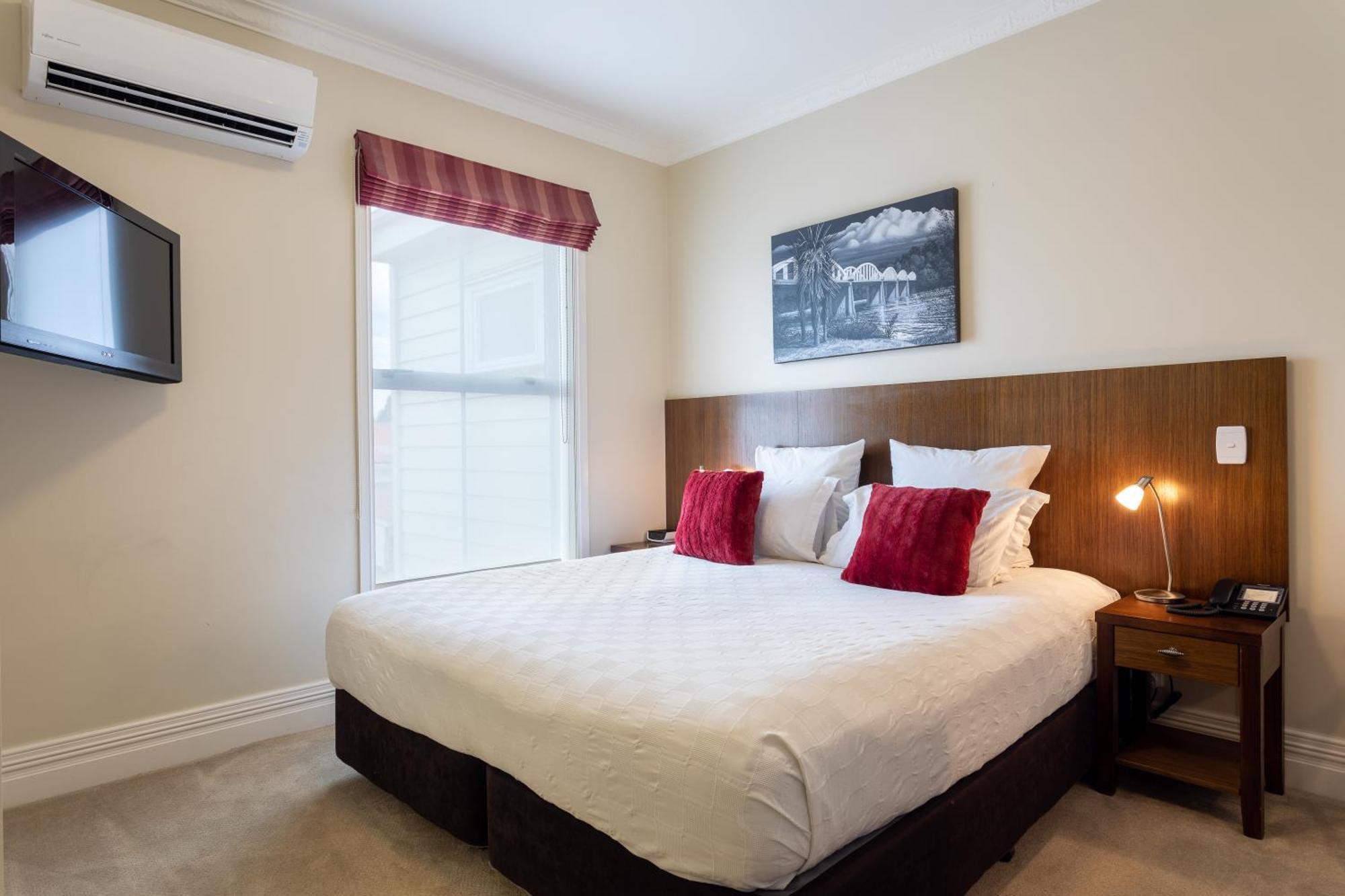 Tuakau Hotel Luaran gambar